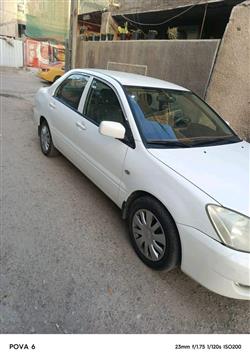 میتسوبیشی لانسەر